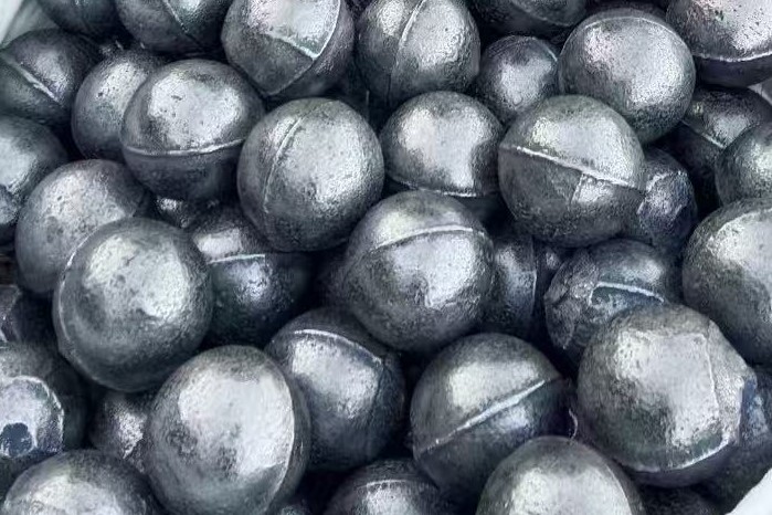 Bola de molienda fundida 10-32% Cr