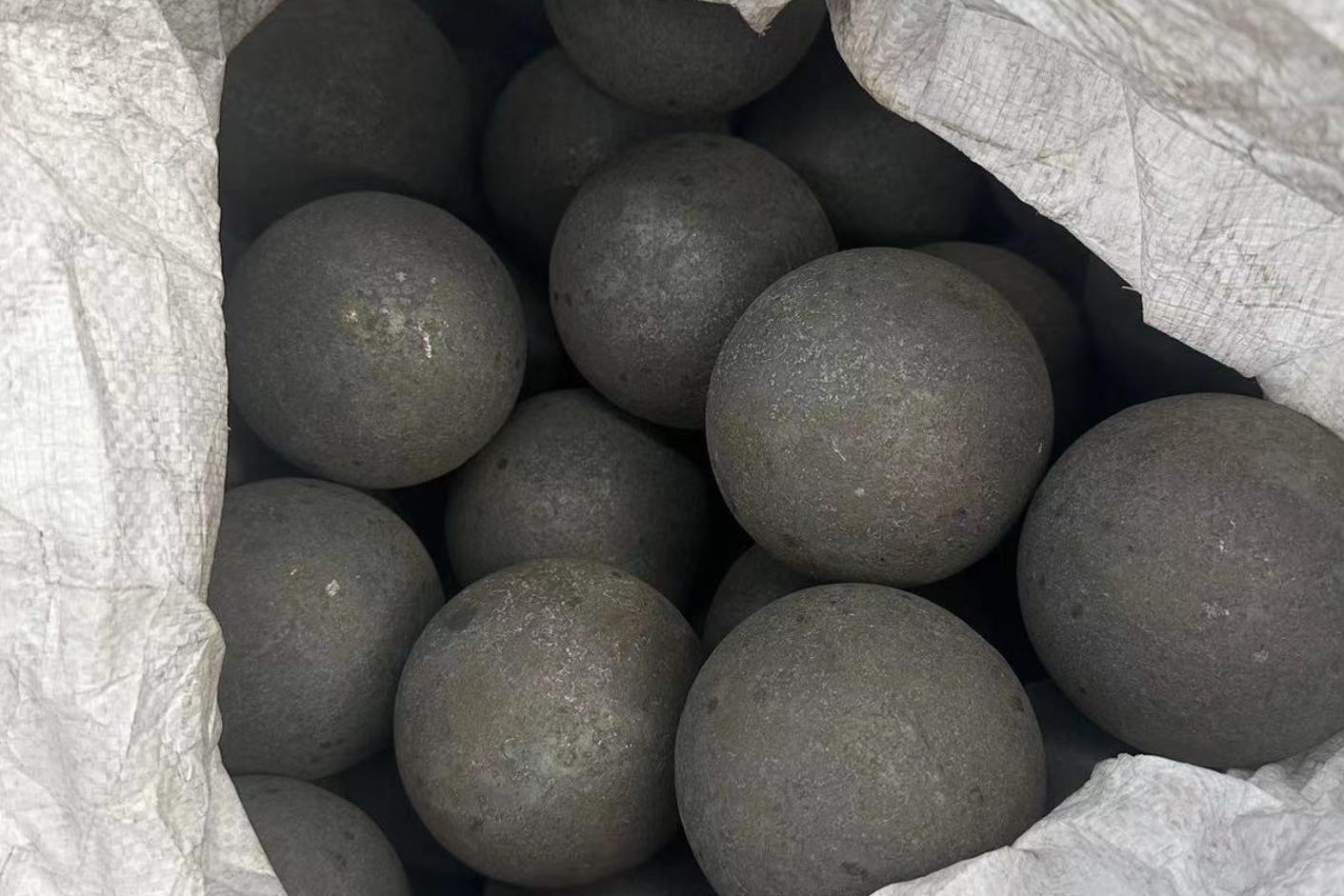 Bola de molienda enrollada