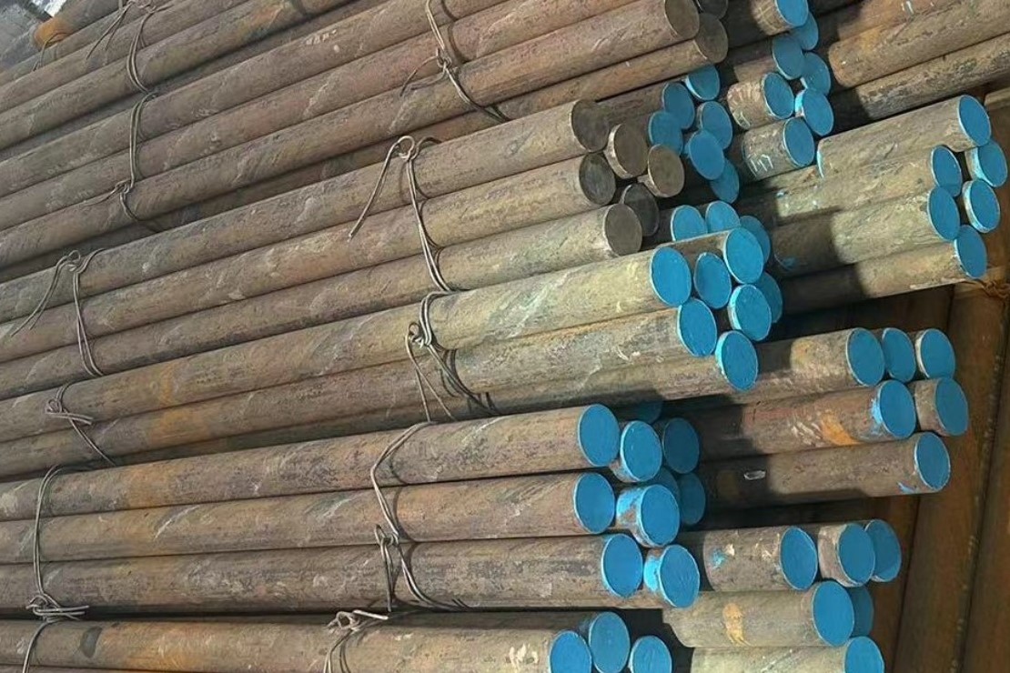 Molienda de barras de acero para minería