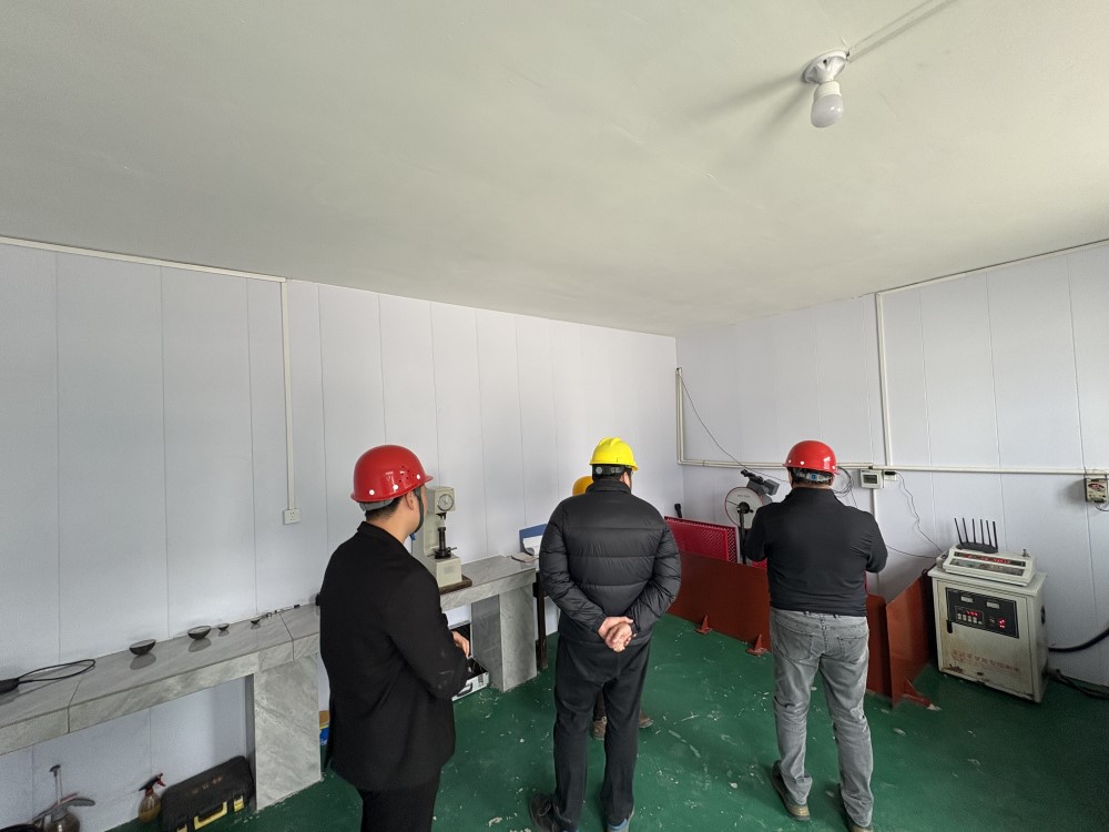 Clientes de América Latina visitaron Jinan Zenti Heavy Industry para una inspección in situ y un intercambio comercial Clientes de América Latina visitaron Jinan Zenti Heavy Industry para una inspección in situ y un intercambio comercial