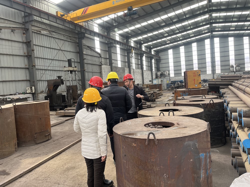 Clientes de América Latina visitaron Jinan Zenti Heavy Industry para una inspección in situ y un intercambio comercial Clientes de América Latina visitaron Jinan Zenti Heavy Industry para una inspección in situ y un intercambio comercial