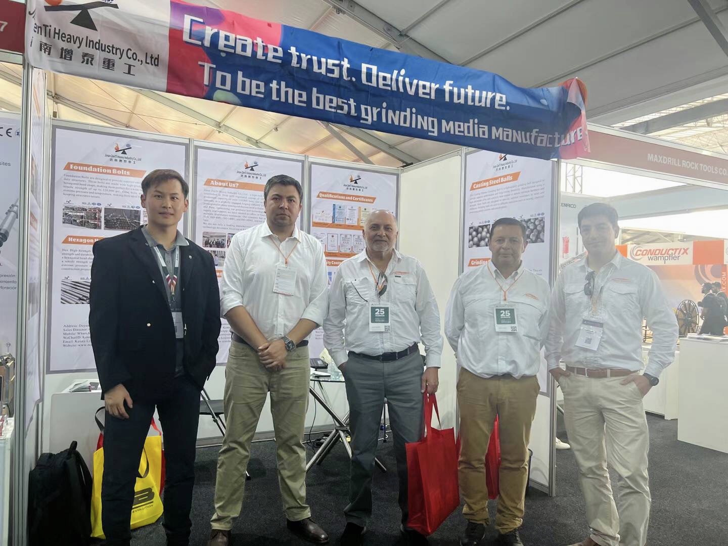 Успешно представлен на выставке PERUMIN 2023. Успешно представлен на выставке PERUMIN 2023.