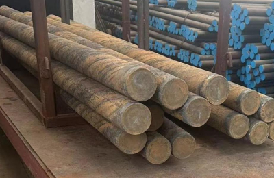 Molienda de barras mineras