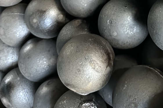 Bolas de fundición de aleación baja en cromo