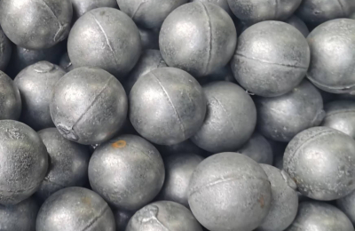Bola de molienda fundida con alto y súper alto contenido de cromo